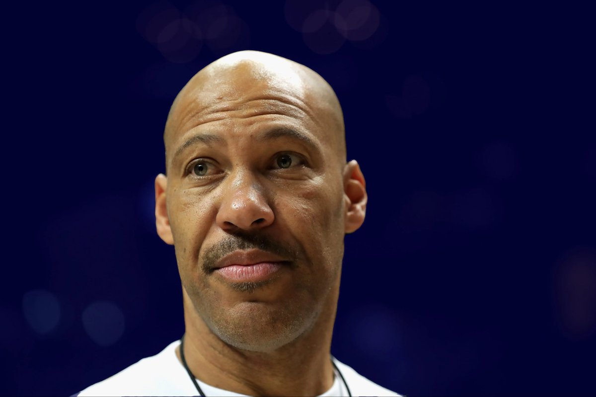 LegionHoops's tweet photo. LaVar Ball had to have his foot amputated due to a “serious medical issue”, per TMZ https://t.co/aPPNOSeEkv
