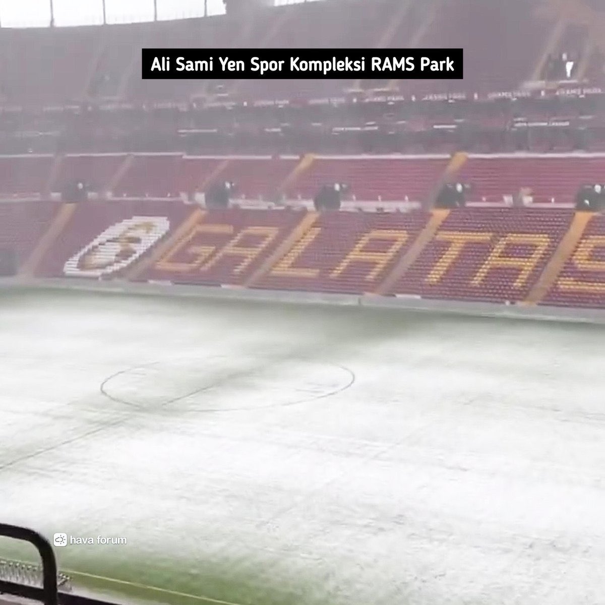 ‼️YÜKLEN🚨

galatasaray SK trying to postpone their UEFA Europa League match to avoid being fatigued and to be better prepared for the crucial derby against Fenerbahçe on Monday. A club that conveniently protects its home advantage when needed is now attempting to manipulate a