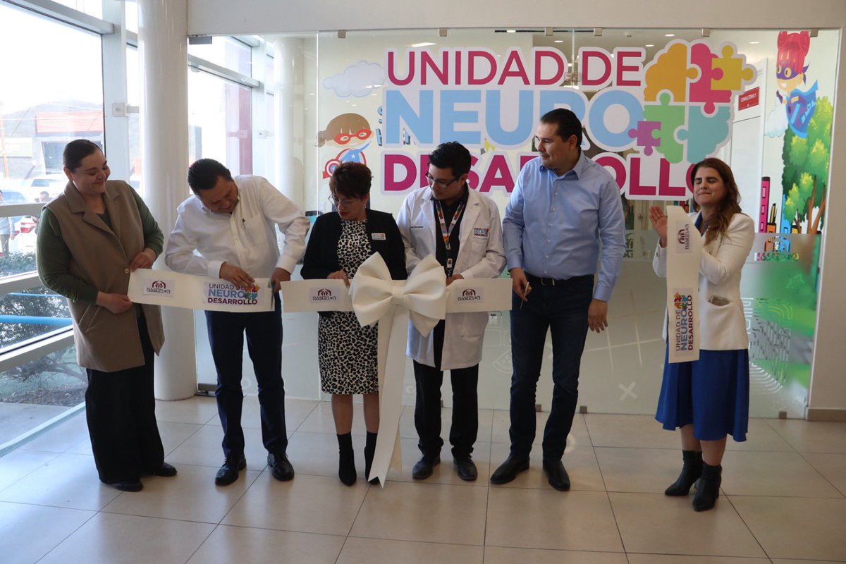 SNTE54mx's tweet photo. 🏥👦👧 El Profr.@ceballoscorral , Sec. Gral. de la Sección 54 del SNTE, asistió a la inauguración de la Unidad de Neurodesarrollo de @IssstesonGob , un espacio clave para la atención de niñas y niños derechohabientes. 👏 https://t.co/dXUB2e1VLf