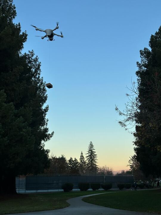 Elevating innovation: Our M2 drone in action over Mountain View &amp; Sunnyvale. Residents can still sign up and be a part of our pilot program! #DroneDelivery #Drones #innovation #technology