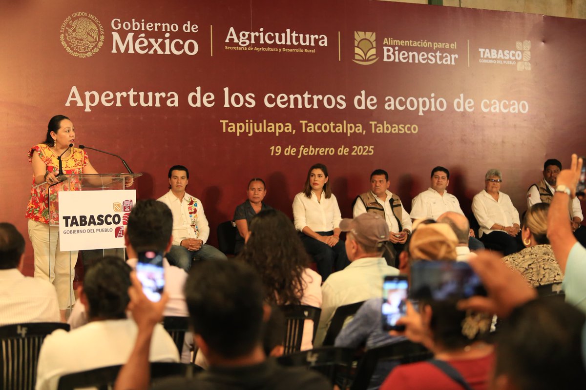 TabascoJavier's tweet photo. Hoy es un gran día para el campo tabasqueño. Con apoyo del @GobiernoMX, abrimos el primer 'Centro de Acopio del Cacao' en Tapijulapa, #Tacotalpa. Gracias a @Mary_Luisa_AG, titular de Alimentación para el Bienestar, por las buenas noticias de parte de la presidenta @Claudiashein. https://t.co/3D9KQx93i6
