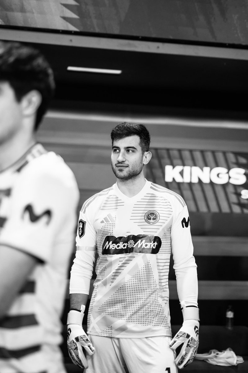 Lamentablemente, una lesión me mantendrá fuera de los terrenos de juego durante unos meses. Ahora toca centrarse en la recuperación para volver más fuerte.
Gracias a <a href="/LosTroncosFC_/">Los Troncos FC</a> y a todos por el apoyo. Nos vemos pronto!💚💚