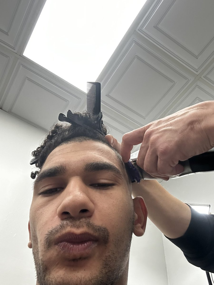 Atitty's tweet image. Best caption gets 1 SOL