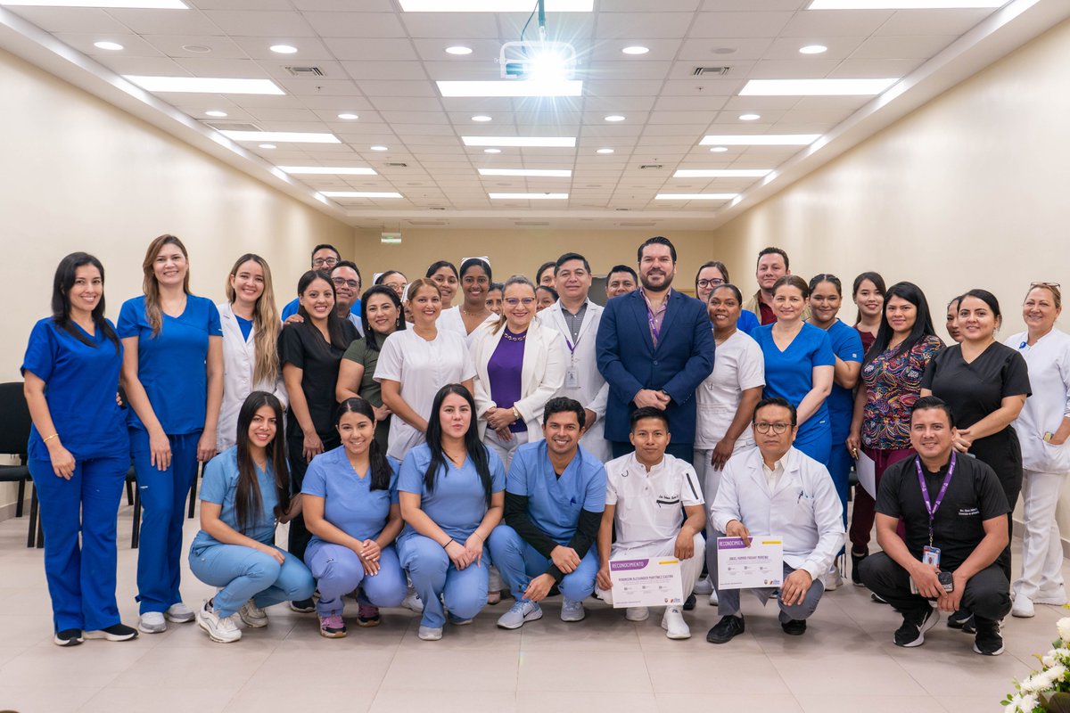 HGMonteSinai's tweet photo. #ElNuevoEcuador   | 🏥@HGMonteSinai conmemoró el 1⃣ Aniversario de la Unidad de Cuidados Intensivos Pediátricos. 
En una sesión solemne, líderes destacaron el compromiso y el impacto que ha tenido en la atención de pacientes críticos de @Salud_Ec. https://t.co/v4nJzbQVn4