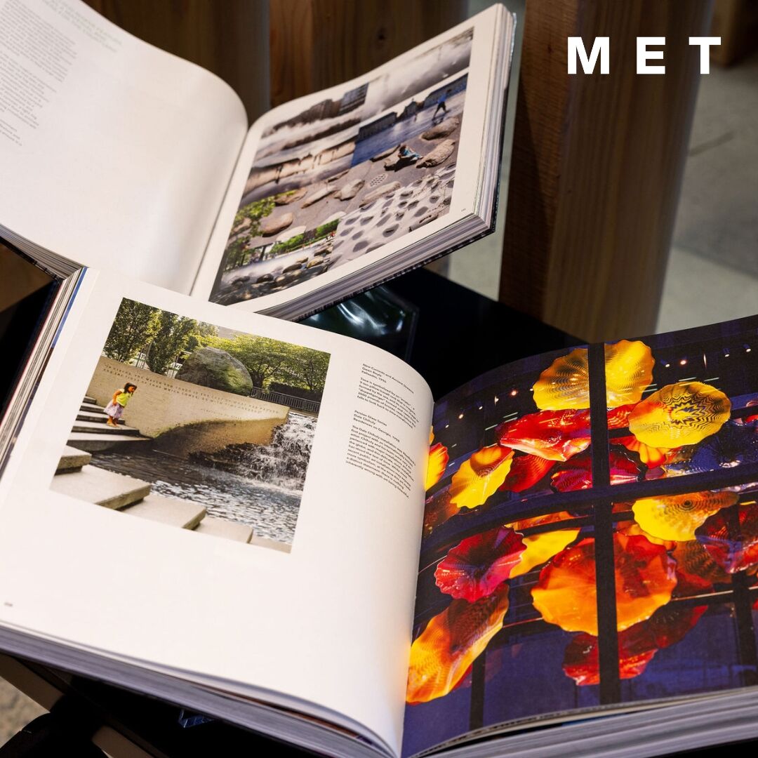 metprinters's tweet image. Did you know working with a Canadian printer can be a smart financial move for U.S.-based companies? Thanks to the favourable exchange rate, you can access award-winning print and packaging solutions while saving on costs.

metprinters.com/contact/ 

#MET #METPrinters #printing