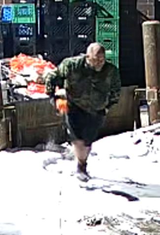 RCMPNB's tweet photo. RCMP seeking to identify individual following theft https://t.co/Nx9DsqQF32 #PerthAndover https://t.co/fvPx2juoLs