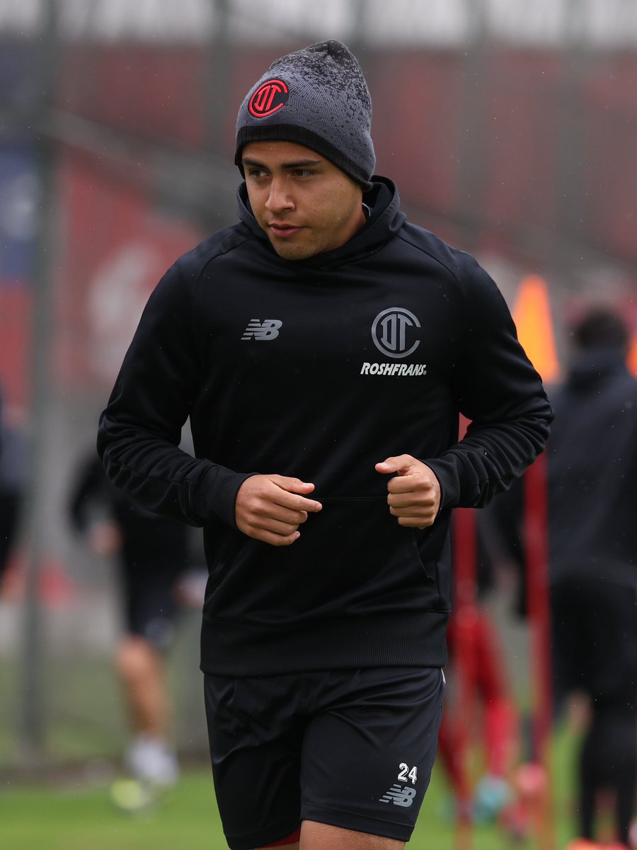🧣Preparados para toda ocasión <a href="/frankie_amaya/">Frankie Amaya</a>