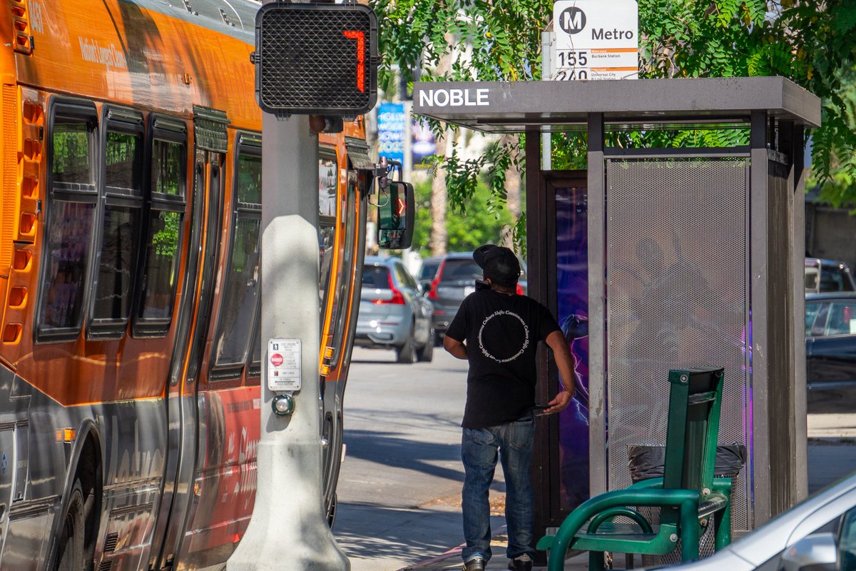 Busy morning, catching the bus and making calls!

#onthego #catchthatbus #GoMetro #busshelters