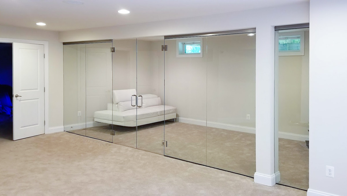 abcglassinc's tweet image. Refresh your space with the elegance of interior glass rooms and partition walls, masterfully crafted by ABC Glass and Mirror! ✨ Experience the perfect blend of functionality and style —where design meets sophistication!  Call ABC Glass at 703-257-7150  #GlassPartition