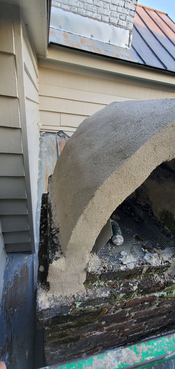 JSADLLC's tweet image. New mortar skim coat over a brick chimney cap. July 2023.#holycity #goosecreek #isleofpalms #charlestonsouthcarolina #smallbusiness #sullivansisland #johnsisland #mountpleasantsc #Charlestonsc #hiltonhead #historiccharleston #supportlocal #charlestonstyle
#plastermason