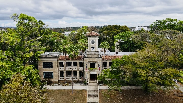 ENTÉRATE | <a href="/uprm/">RUM/UPRM</a> lanzó programa piloto CAAM, innovadora iniciativa educativa que busca ampliar el acceso a la educación superior a nivel local e internacional. 

📌No requieren matrícula y están disponibles de manera gratuita.

🔗Conoce otros detalles: upr.edu/rum-lanza-inic…