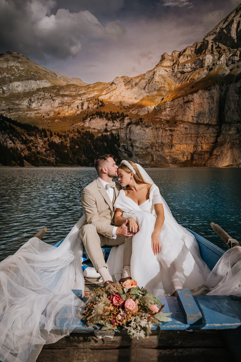 HBrauerPhoto's tweet photo. Elopment in the Swiss Alps ♥️ https://t.co/KPcG6n8V0W