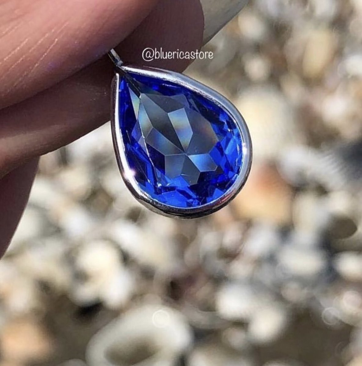 BluericaStore's tweet photo. Blue wins 💙 
For order Dm 📥 https://t.co/XKCf2Xg84S