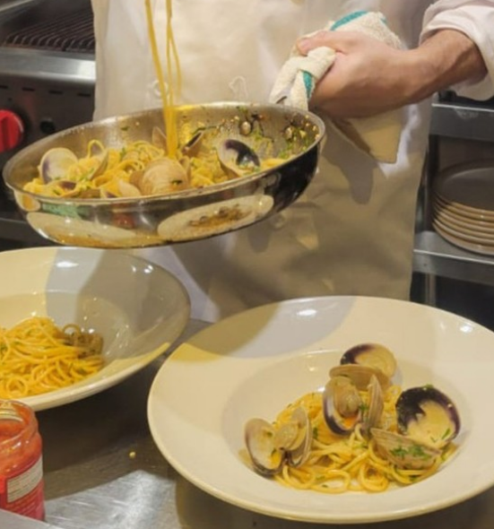 GkLQRC7WIAAd4Xu?format=png&name=small