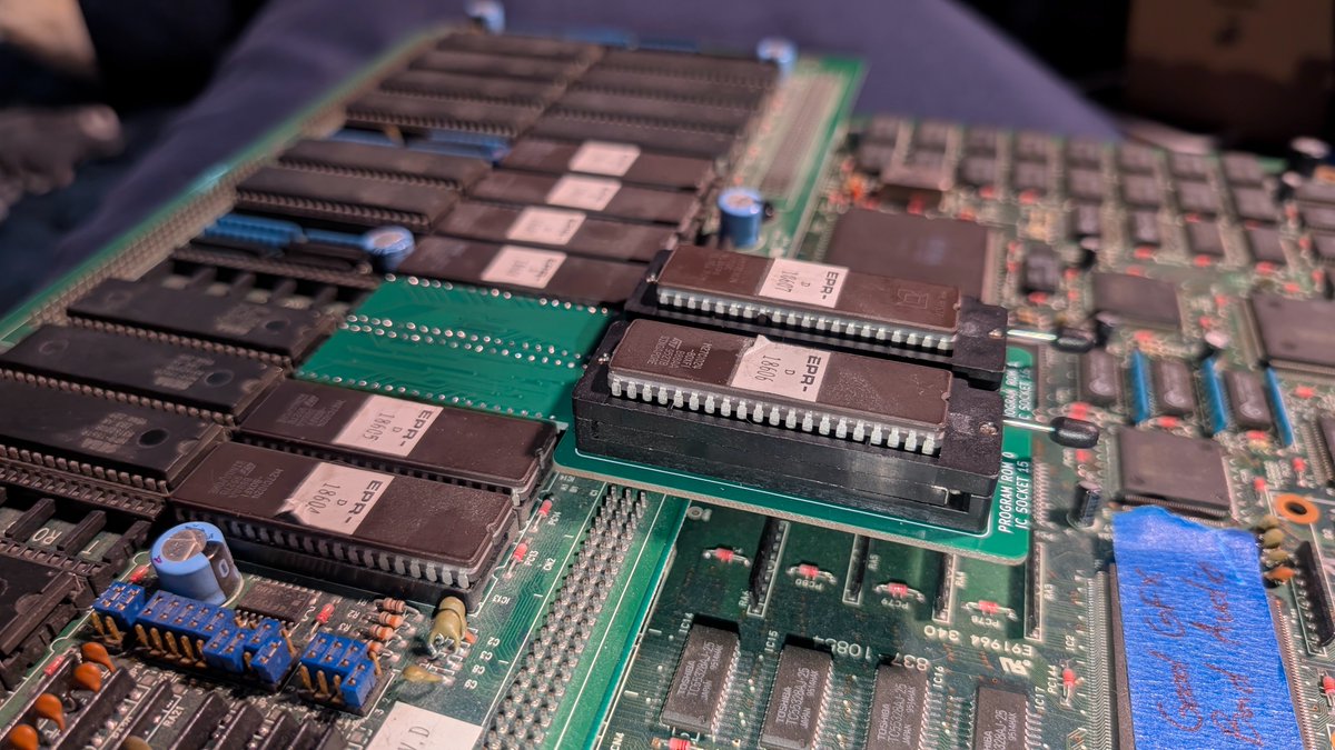 biggestsonicfan tweet media