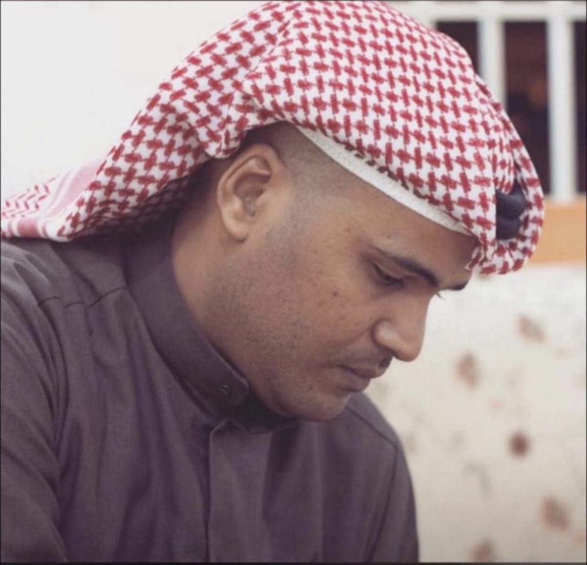 انتقل إلى رحمه الله تعالى
المغفور له بإذن الله 
شهيد الواجب
احمد فرحان هراط الحبلاني
انا لله وانا اليه راجعون