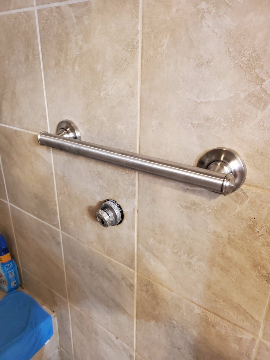 JSADLLC's tweet image. Hand rails installed in a shower. Sep 2020. #holycity #goosecreek #isleofpalms #charlestonsouthcarolina #smallbusiness #sullivansisland #johnsisland #mountpleasantsc #historiccharleston #supportlocal #charlestonstyle #plastermason #mason #tile