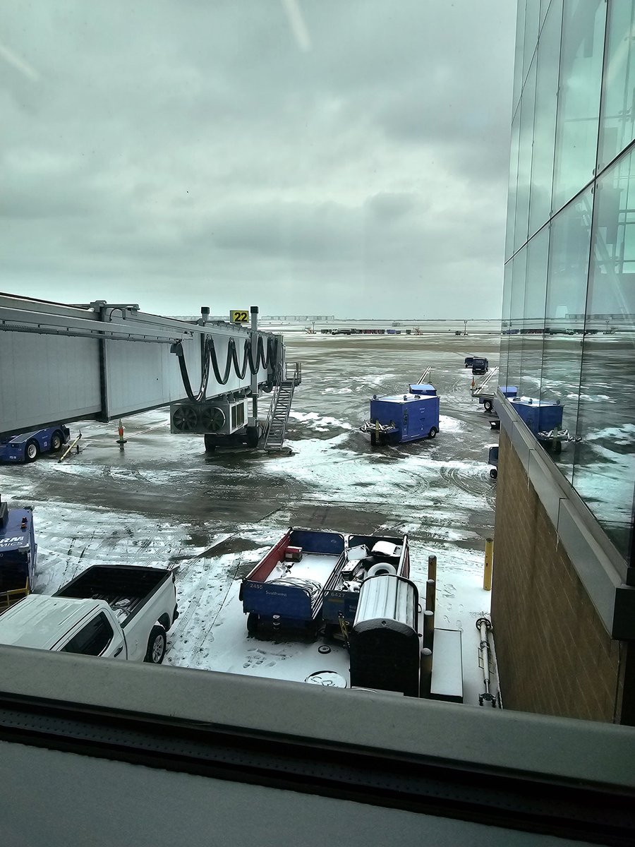 CryptoMykel's tweet photo. Time to fly to Houston, TX it's my first time flying with snow/ice on the ground here in Oklahoma #WAGBO 
#MiningFam #AVlife https://t.co/kTmb0u3HRM