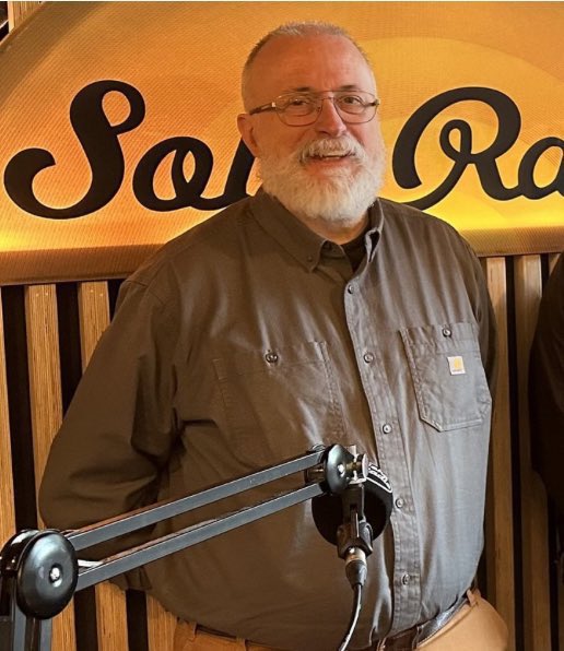#SOHO Thursdays <a href="/sohosocietyw1/">The Soho Society</a> HOUR <a href="/sohoradio/">Soho Radio</a> 8-9am Presenters:  <a href="/lucy_haine/">lucyhaine</a> + David Gleeson Guests: Mark Cass founder &amp; owner of <a href="/CASSART1984/">Cass Art</a> &amp; Stephen Davies, Manager of <a href="/YamahaMusicLDN/">Yamaha Music London</a> Wardour St. + <a href="/LondonLivingUK/">London Living Large</a> Jim Cooke! Listen🎧via app/online #soholondon #Art #music