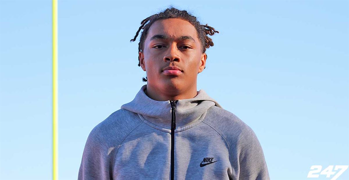 San Mateo (Calif.) Serra 2027 safety Malakai Taufoou had a big January which saw his recruitment take off and he's planning to visit a Big Ten school that could add to his offers 247sports.com/article/2027-d…