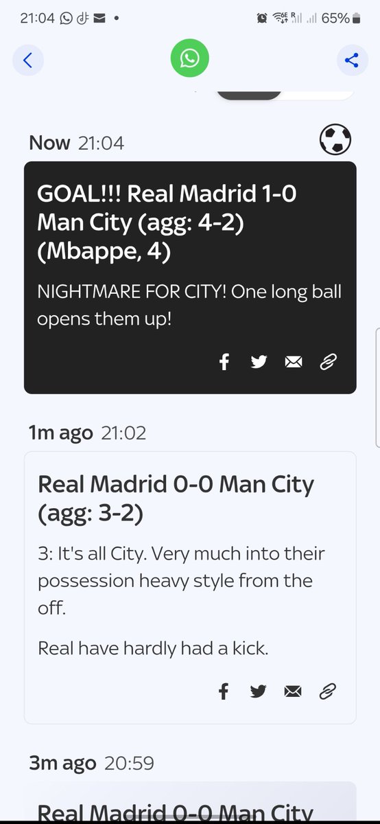 Ron_Simmon's tweet photo. #realcity #SkySports a bit premature after 3 minutes!! https://t.co/qeUtAKI2LD