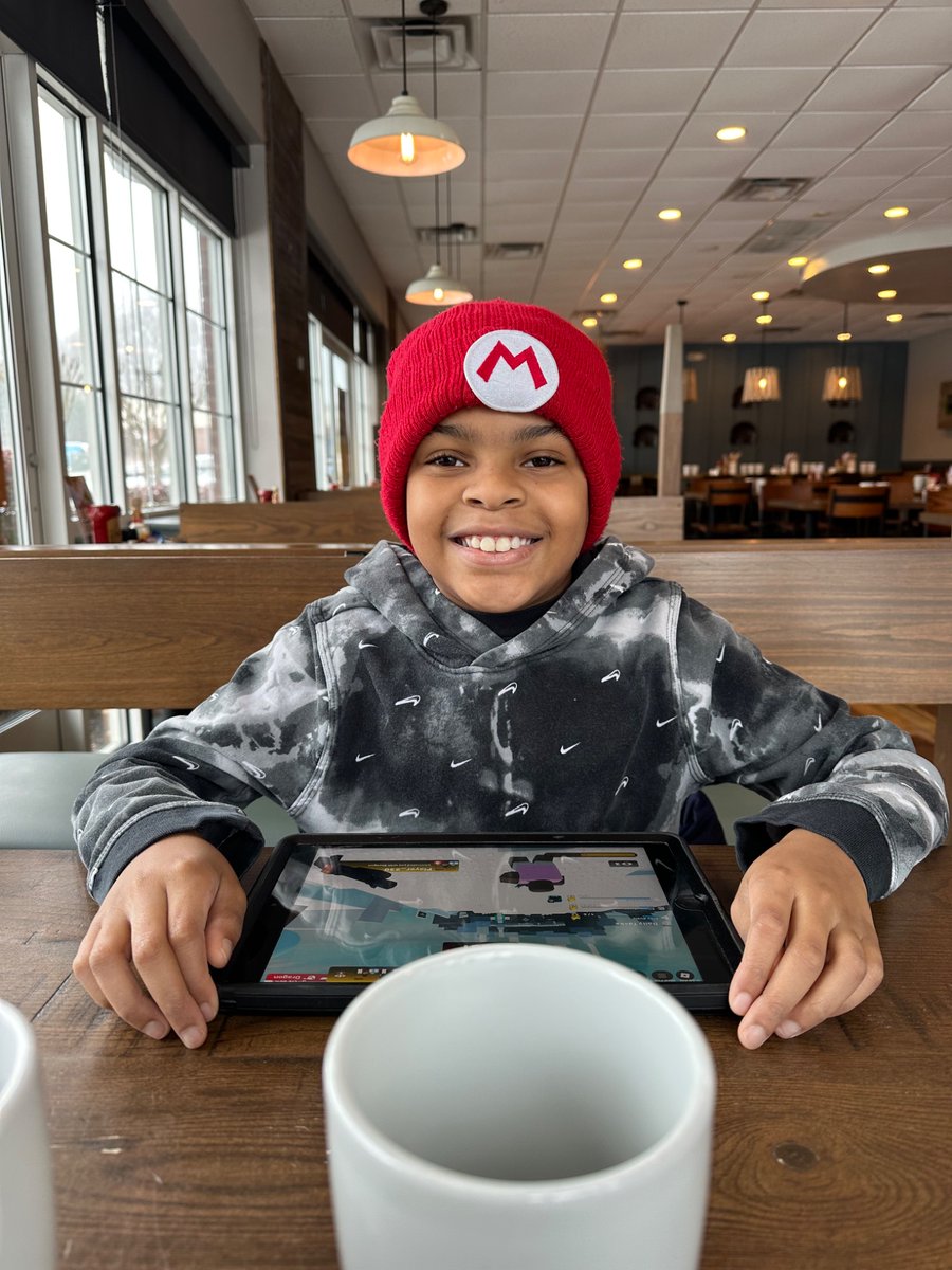 Snow days mean brunch with my favorite guy before the snow gets too bad! Stay warm. 🌨️