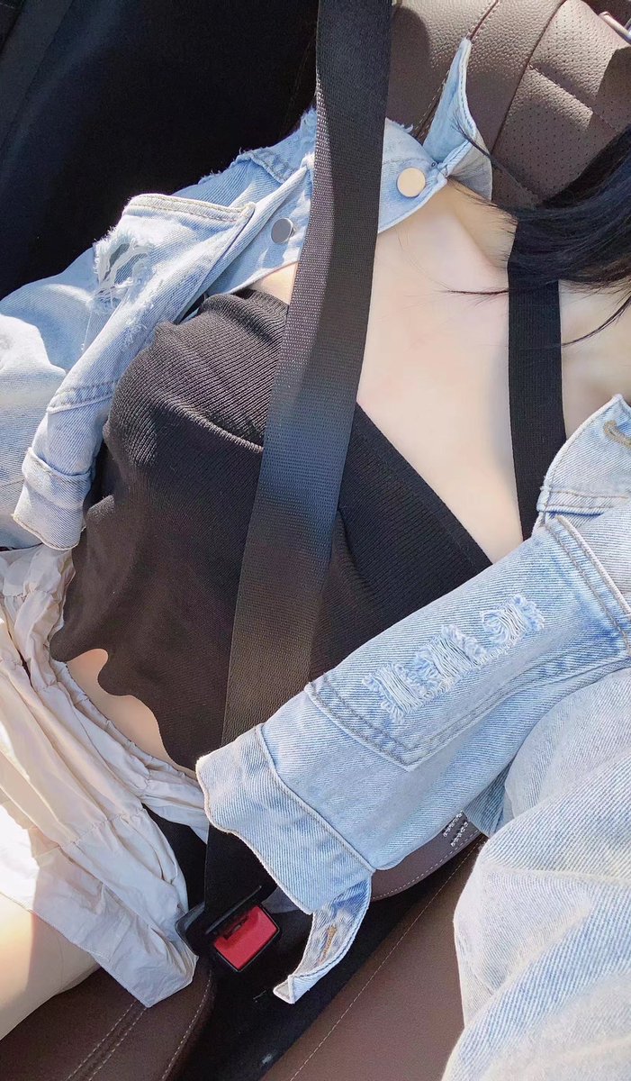 sh0916s's tweet photo. @sonifly55 朋友圈跟X上不一样的内容 https://t.co/jgBD1DiFsE