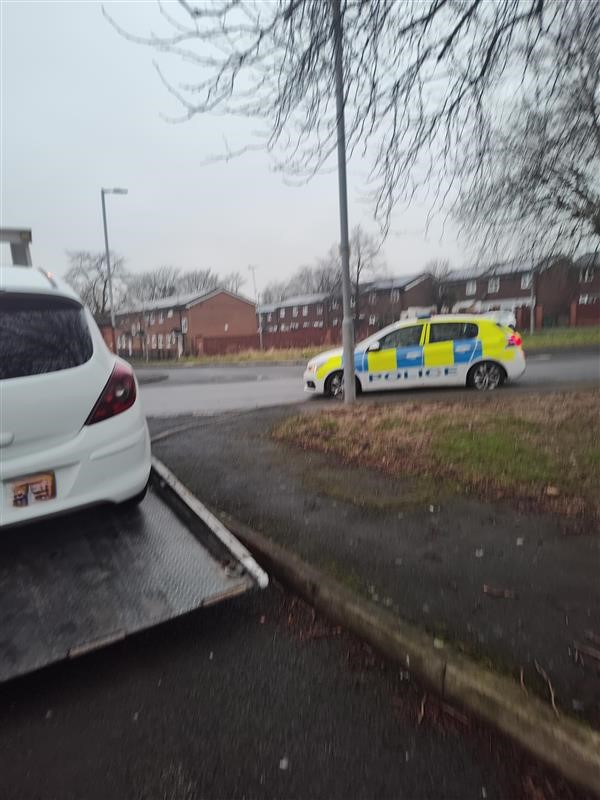 GMPGorton's tweet photo. 👮🏽‍♀️ Neighbourhood TEAM 2 👮🏽‍♀️ Gorton

 Team 2 has been busy first of all this evening a vehicle upon seeing officers drove away then parked the vehicle which had no insurance so was seized under section 165.
 
#InspPickavance  #Team2 #sec165 https://t.co/LkdihDTYsZ