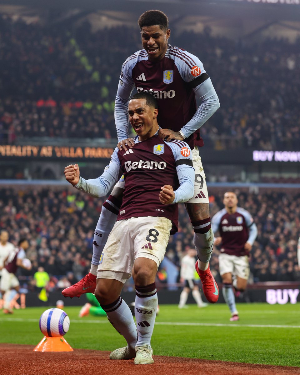 AstonVilla's tweet photo. GET IN THERE ✊ https://t.co/kkVIJEAejI