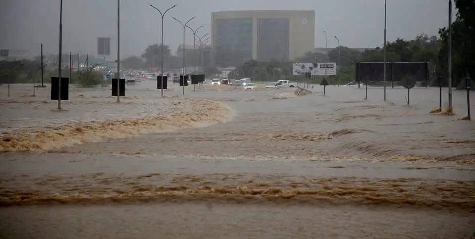 MmegiOnline's tweet image. #BREAKING: Following the floods around the country, government has adjusted working times for the public service. For Thursday and Friday, work will start at 9am and end at 330pm