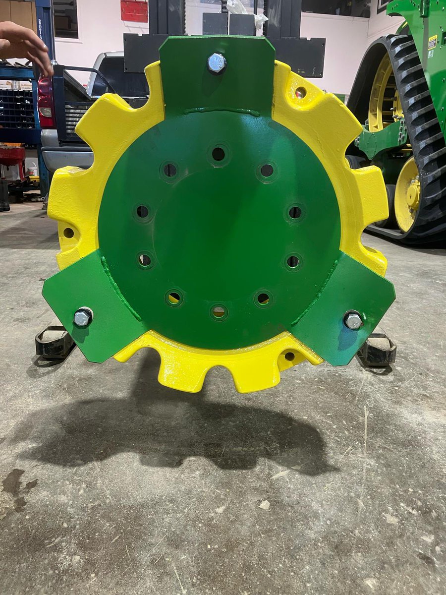 playininthedirt tweet media