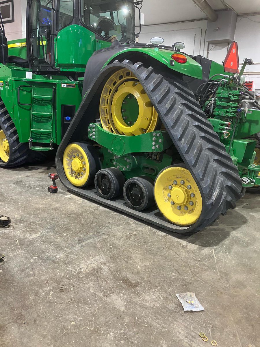 playininthedirt tweet media