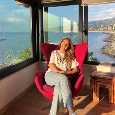 glahesratlce's tweet photo. #YeniProfilResmi https://t.co/evaVK7L89d