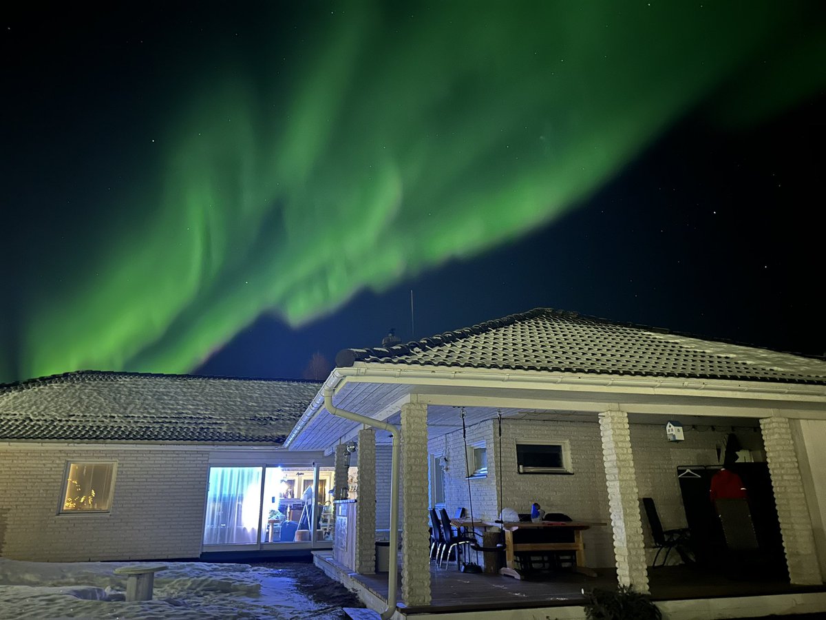 NLSKiruna's tweet photo. Northern lights tonight #northernlights #auroraborealis #aurora  #travel #naturephotography #photography #northernlightsphotos #lapland #nightsky #landscape   #night #auroraboreale #arctic #earth #photooftheday #auroraboreal #auroras #beautiful #sweden #kiruna https://t.co/JbKIlIG9yE