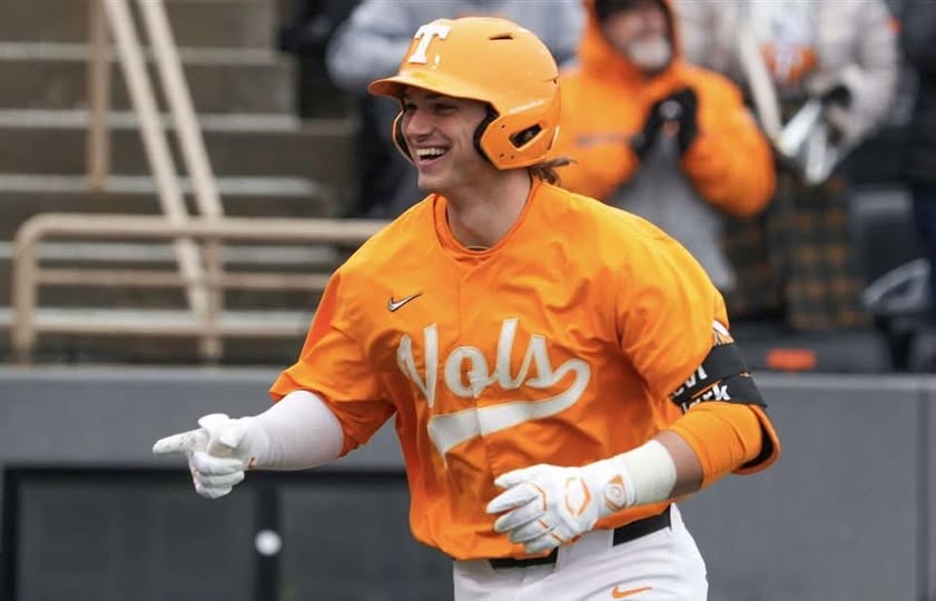 Mike Ewing (@mikeewingrsa) on Twitter photo 2024 #RSAbaseball C/3B @leviclark is hitting .714, 5 for 7 w/ 2 2B, HR, 3 BB, & 6 R thru 3 games for <a href="/Vol_Baseball/">Tennessee Baseball</a>
#rsacommits 2024 #RSAbaseball C/3B @leviclark is hitting .714, 5 for 7 w/ 2 2B, HR, 3 BB, & 6 R thru 3 games for <a href="/Vol_Baseball/">Tennessee Baseball</a>
#rsacommits