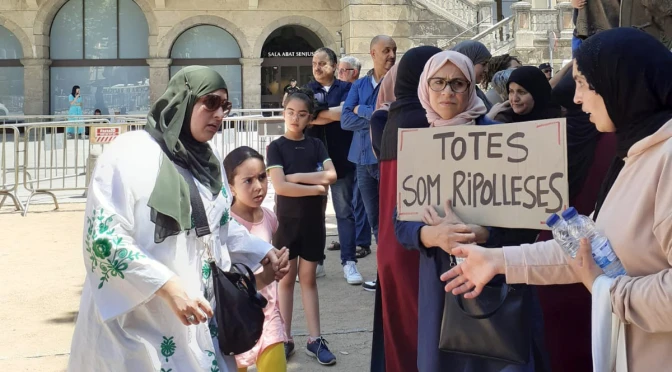 UCFR #StopIslamofòbia #StopVOX (@ucfrcat) on Twitter photo “Orriols sembra odi per dividir-nos”
Donat el debat aquests dies respecte a la moció de censura contra l’alcaldia d’extrema dreta a #Ripoll, publiquem aquí el testimoni de l’Omar, un jove ripollenc que participa a UCFR
#StopAC #StopVOX
ucfr.cat/2025/02/19/orr… “Orriols sembra odi per dividir-nos”
Donat el debat aquests dies respecte a la moció de censura contra l’alcaldia d’extrema dreta a #Ripoll, publiquem aquí el testimoni de l’Omar, un jove ripollenc que participa a UCFR
#StopAC #StopVOX
ucfr.cat/2025/02/19/orr…