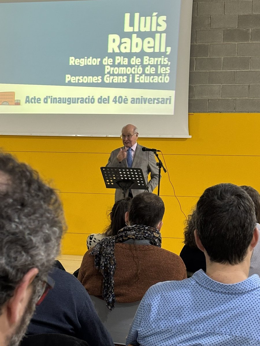 Aliances Magnet (@aliancesmagnet) on Twitter photo Després de 40 anys, l’<a href="/InsFortPius/">INS Fort Pius</a> segueix Fent barri, amb el seu segell de proximitat, educació en valors, inclusió i personalització. Avui ho han celebrat amb representants de la comunitat educativa, antics docents i directors, <a href="/bcn_ajuntament/">Ajuntament de Barcelona</a> i <a href="/consorciedubcn/">Consorci d'Educació</a> Per molts anys! Després de 40 anys, l’<a href="/InsFortPius/">INS Fort Pius</a> segueix Fent barri, amb el seu segell de proximitat, educació en valors, inclusió i personalització. Avui ho han celebrat amb representants de la comunitat educativa, antics docents i directors, <a href="/bcn_ajuntament/">Ajuntament de Barcelona</a> i <a href="/consorciedubcn/">Consorci d'Educació</a> Per molts anys!