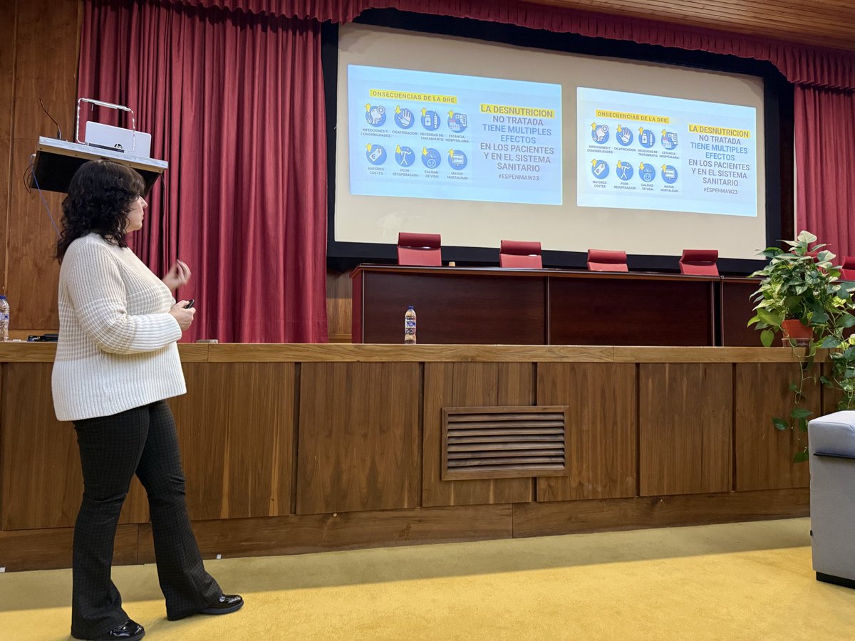 Un auténtico lujo haber compartido la sobremesa del #CAULE con <a href="/mdballesteros/">María Ballesteros</a> <a href="/EyN_Leon/">EyNLeon</a> sobre #Alimentación #Nutrición
Un par de “toques de sal” de esta (más) que interesante tarde
“Que tu medicina sea tu alimento y el alimento tu medicina”
“A perro flaco todo son pulgas”
Gracias