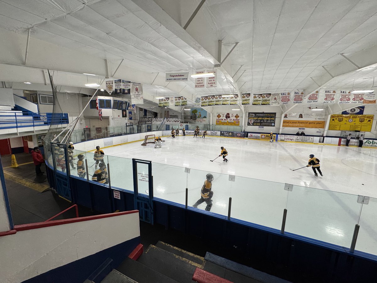 Thank you to <a href="/FRJHschool/">@FRJHschool</a> for the game against the <a href="/bjhsaxons/">Beaconsfield Jr.High</a> in CBS today.

School sports are vital for developing teamwork, discipline, and positive relationships. They foster social connections and boost confidence in students.

Going to miss my students when I move.