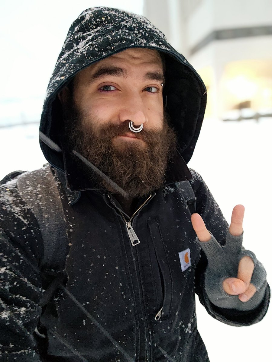 Ya boi is 
✨𝓔 𝓼 𝓼 𝓮 𝓷 𝓽 𝓲 𝓪 𝓵 ✨