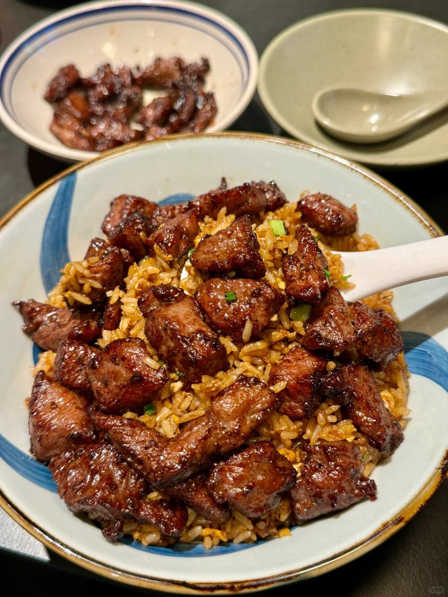 ruanroushan's tweet image. Butterfish head, mantis shrimp, pig trotters, egg yolk chicken wings #SeafoodLovers #DeliciousFeast #Butterfish #MantisShrimp #PigTrotters #EggYolkChickenWings