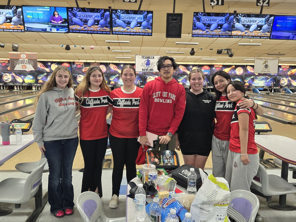 Cliffside Park Girls Bowling defeats Colonia 2-1 and will play for the <a href="/NJSIAA/">NJSIAA</a> State Championship next Tuesday at 9am in North Brunswick!
#GoRedRaiders!