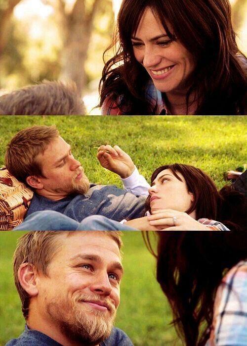 SoAComunity's tweet image. Just posting some #Jara photos to make you smileee #soa #sonsforever #charliehunnam #maggiestiff #myparents #theyaresofuckingcute
