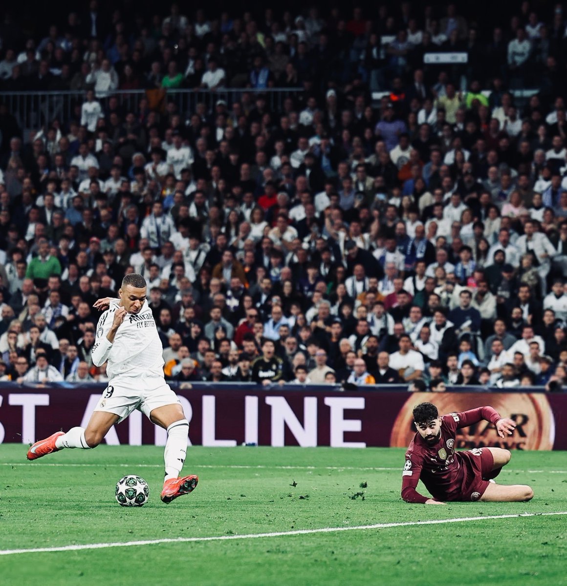 MadridXtra's tweet image. Be humble, sit down.