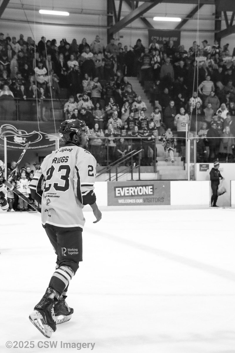 _.harvz13 tweet media