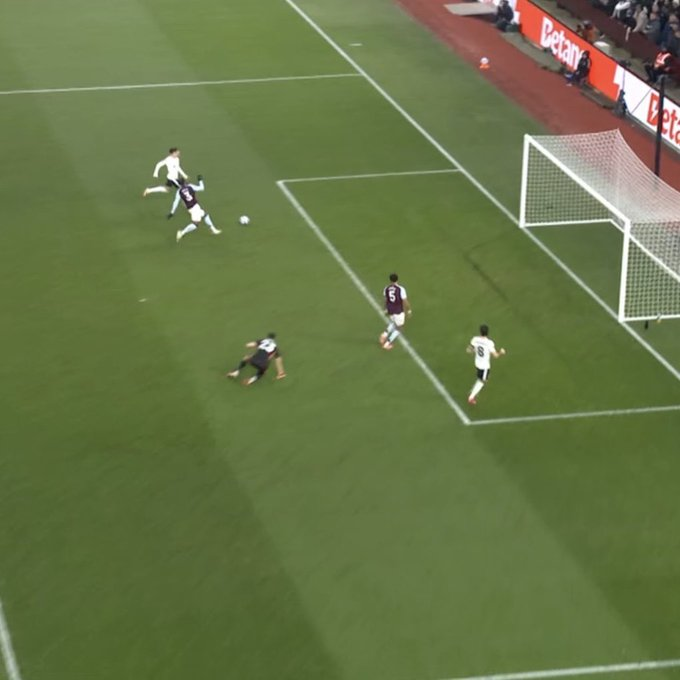 Darwin Nunez might be the worst piece of business Liverpool have done in recent history. ❌