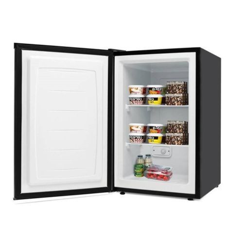 CulinarySppls's tweet image. Maximize your space with the Modern 3 cu. ft. Compact Mini Freezer! ❄️ Perfect for homes, kitchens, and dorms, this space-saving design offers efficient freezing in a sleek, portable size. #MiniFreezer #HomeAppliances #SpaceSaver #KitchenEssentials culinary-supplies.com/products/view/…