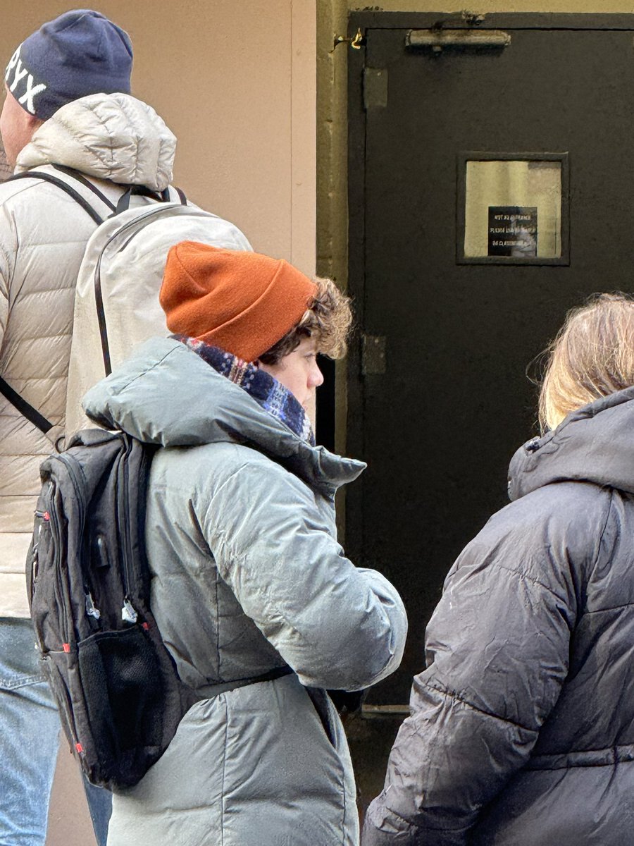 ginabuttrfly's tweet photo. Ok all you EOs who are so mean… I go high when you go low… here’s a cookie. #svu #svu26 #NoahPorterBenson #oliviabenson #RyanBuggle #MariskaHargitay https://t.co/9Qxer14txk