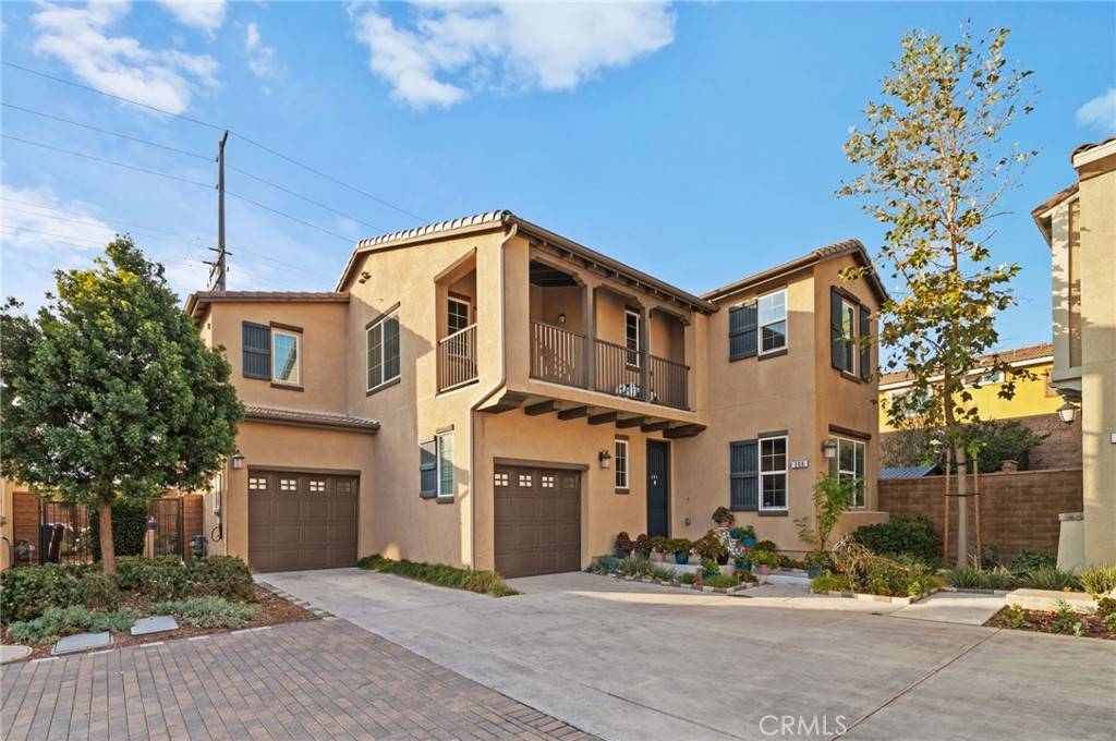 cyreneproperti's tweet photo. New Price Alert! 🔥 Now $919,900!

🏡 7155 Citrus Ave #206, Fontana, CA 92336—A stunning 4-bedroom, 4-bathroom home. Don’t miss this incredible opportunity! 💰✨
📍 #DreamHome #FontanaRealEstate #PriceImprovement
See more here: https://t.co/ojhXoJCurP https://t.co/ScwsQrDL1p