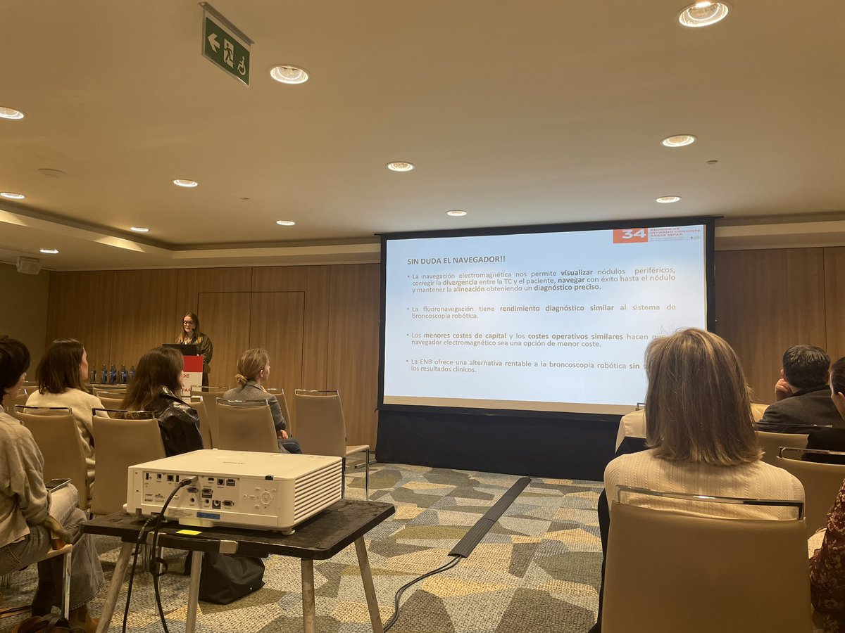 34ª Reunión de Invierno conjunta de áreas <a href="/SeparRespira/">SeparRespira</a> 
Disfrutamos de una mesa redonda de alto nivel con la Dra. <a href="/Mariajosebernab/">María José Bernabé</a> y el Dr. <a href="/DarioCruzCha/">Dario Cruz</a> , quienes nos hicieron reflexionar sobre una pregunta clave:
💡Mi gerente me dice que puedo escoger ¿Navegador o Robot?" 💡